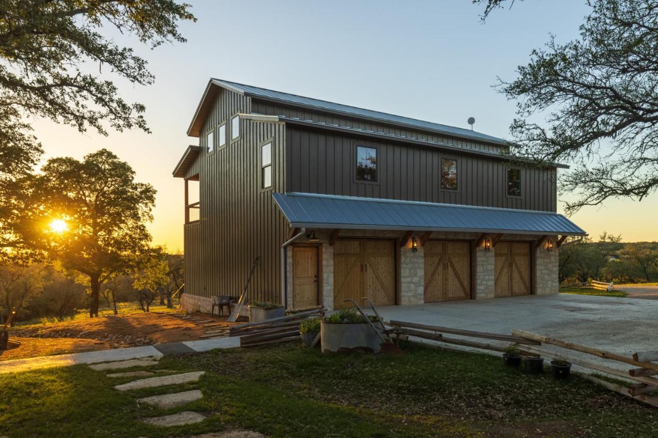 Inn At Sunset Mill Ranch Wimberley Bagian luar foto